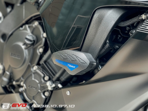 YAMAHA YZF-R1 2021 "CHIẾN BINH BÓNG TỐI" SIÊU CHẤT VỚI DÀN ĐỒ CHẤT CHƠI