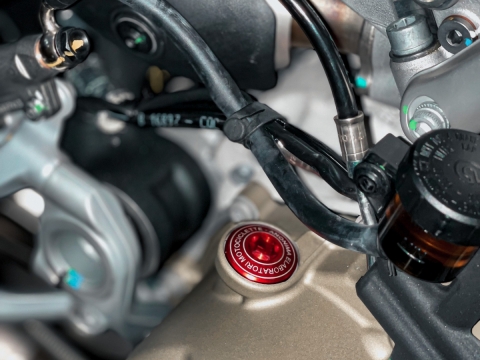 DUCATI STREETFIGHTER V4S VỪA ĐẬP THÙNG VỚI LOẠT OPTION CỰC KHỦNG 